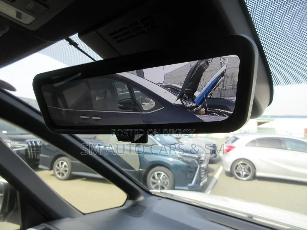 Toyota Voxy Hybrid S-Z 2WD 7-Seater 2022 Pearl