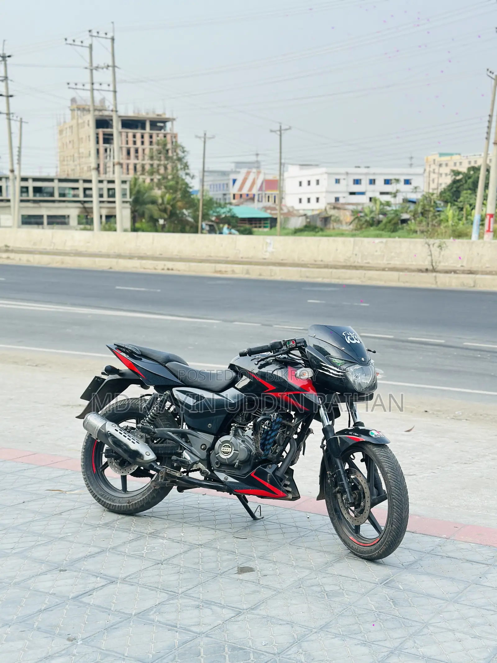 বাজাজ পালসার ১৫০ ২০২০ ব্ল্যাক