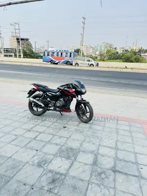 বাজাজ পালসার ১৫০ ২০২০ ব্ল্যাক