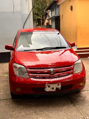 Toyota Toyoace 2004 Red