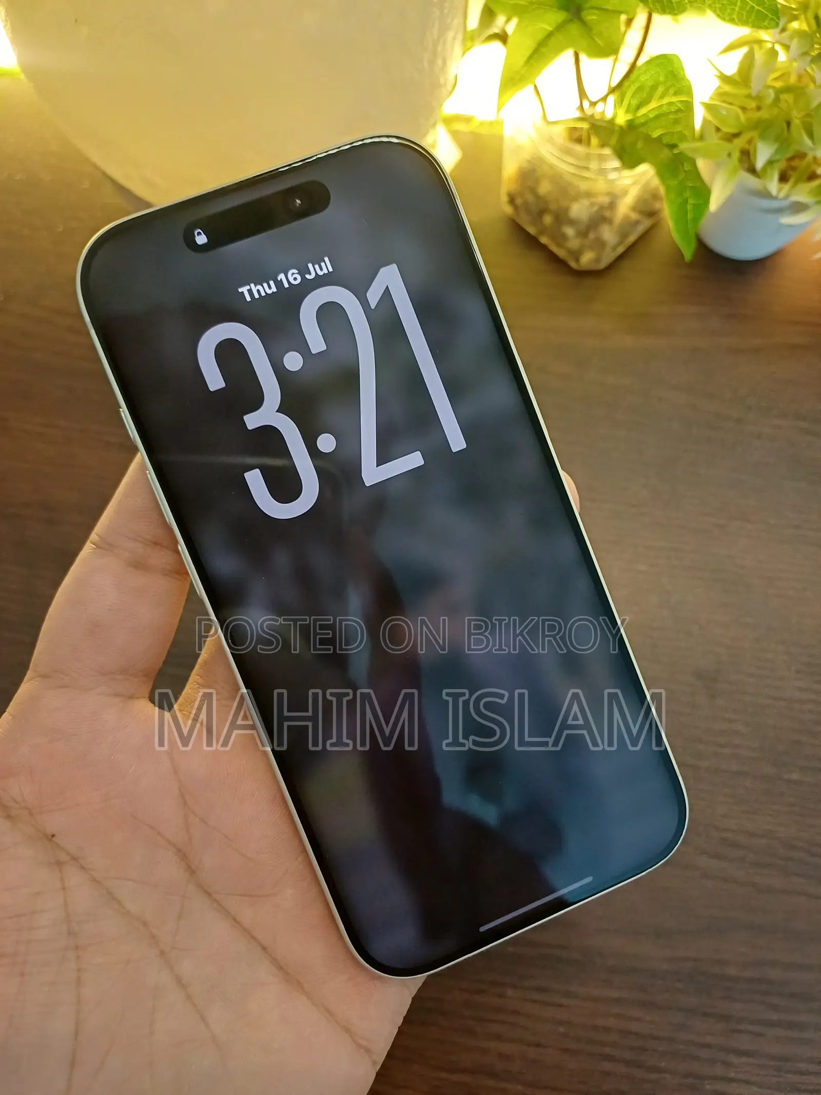 অ্যাপল আইফোন ১৭ প্রো ২৫৬ জিবি সিলভার