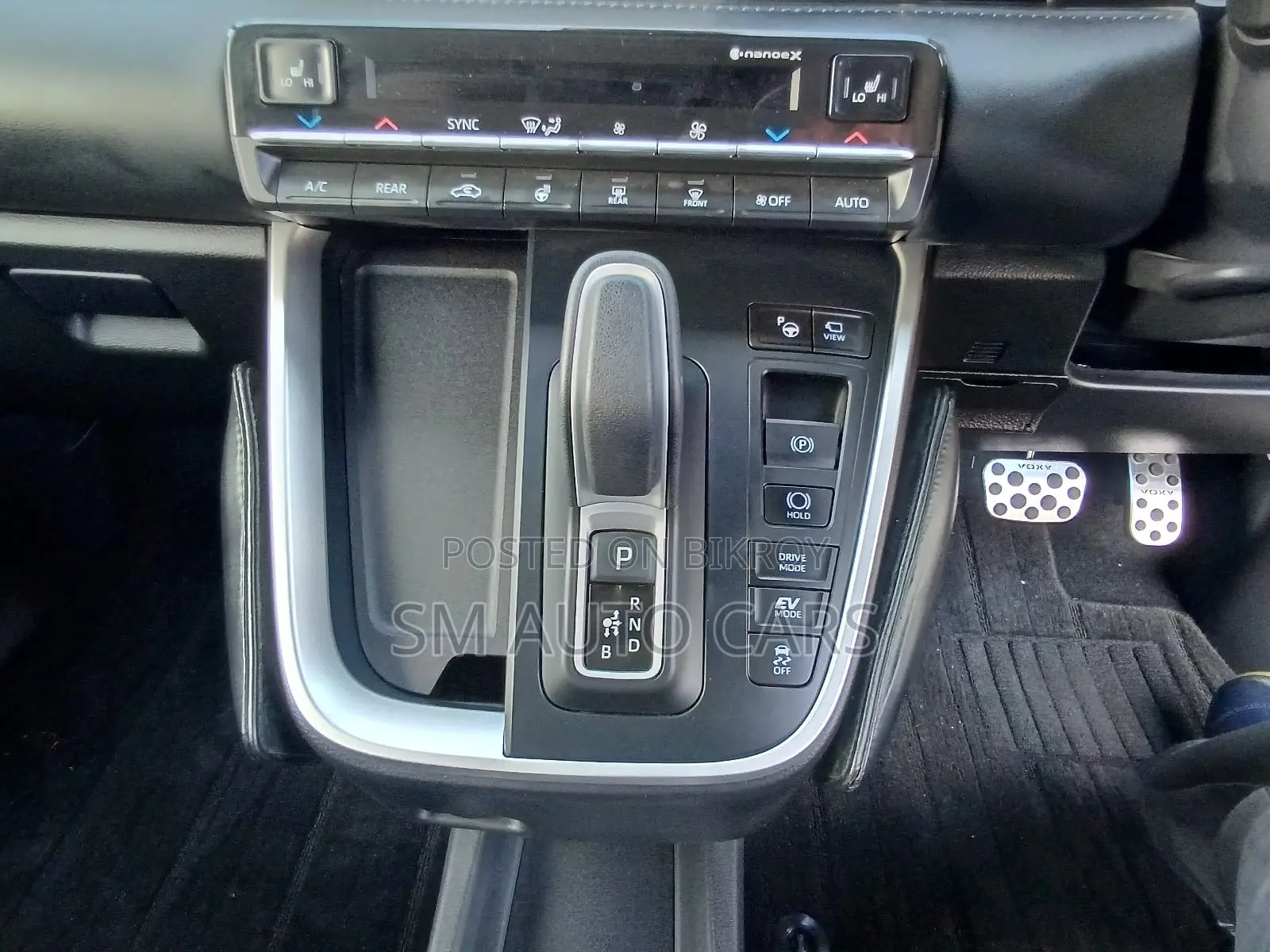 Toyota Voxy Hybrid S-Z 2WD 7-Seater 2022 Black