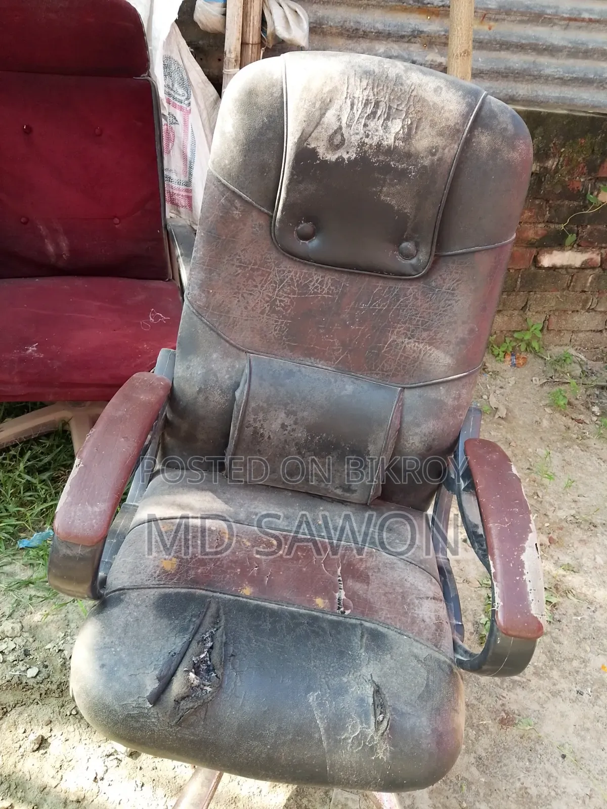 Auto B Chair