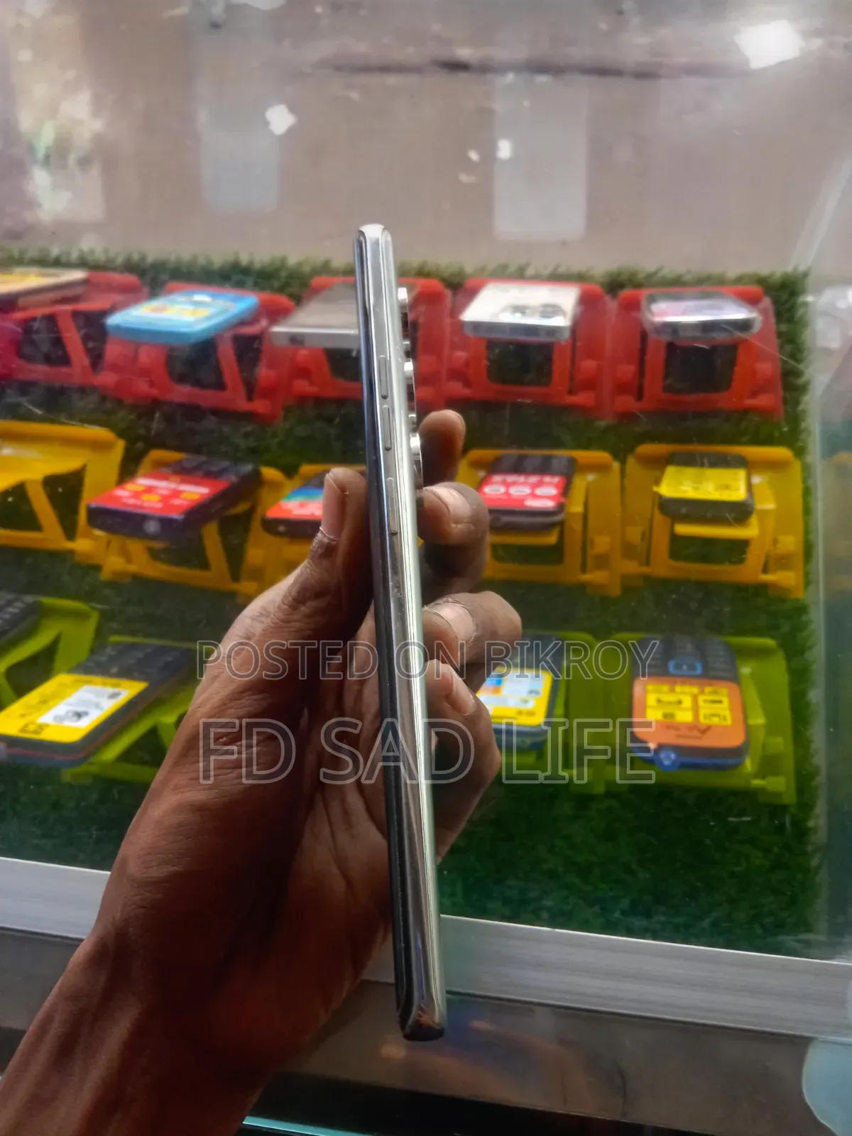 টেকনো ক্যামন ৪০ প্রো ফোরজি ২৫৬ জিবি সবুজ