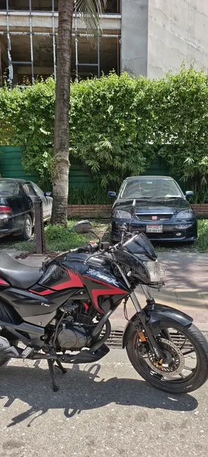 New Hero Hunk 2021 Black