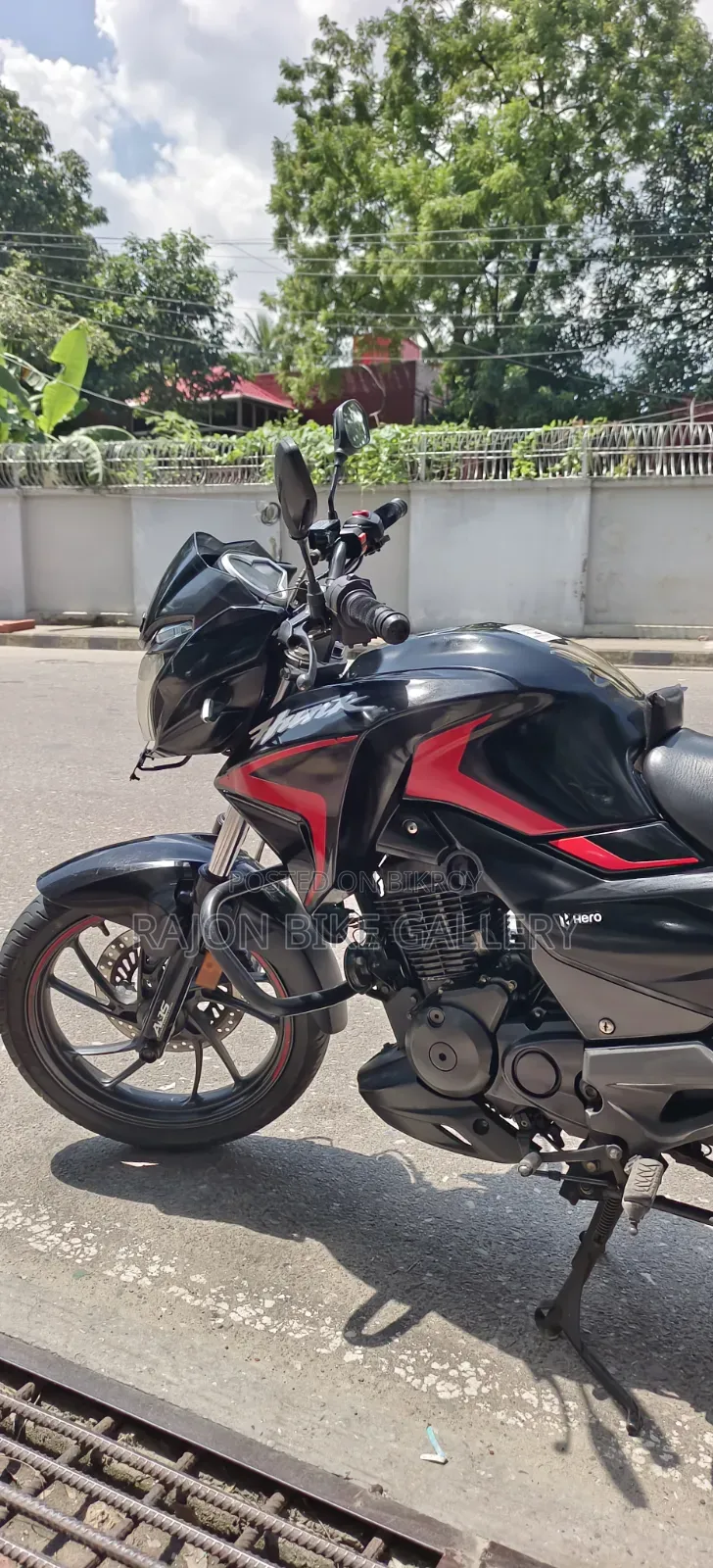 New Hero Hunk 2021 Black