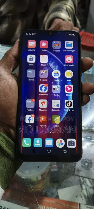 Vivo Y11 32 GB Blue