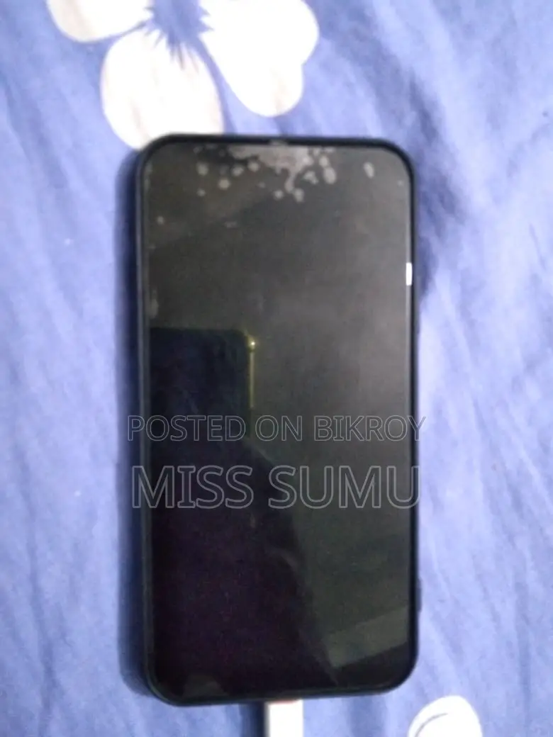 অ্যাপল আইফোন এক্স ৬৪ জিবি হোয়াইট
