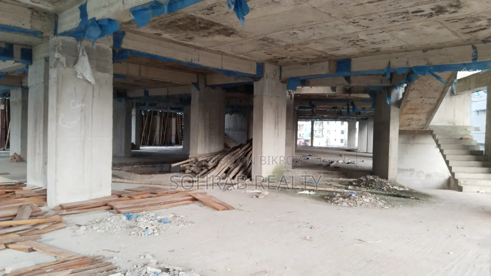 10500 SFT Space Azampur Kachabazar