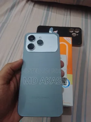 Tecno Spark 40 256 GB Silver
