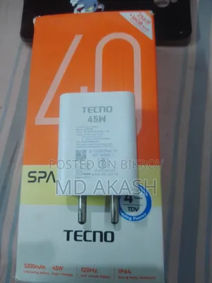 Tecno Spark 40 256 GB Silver
