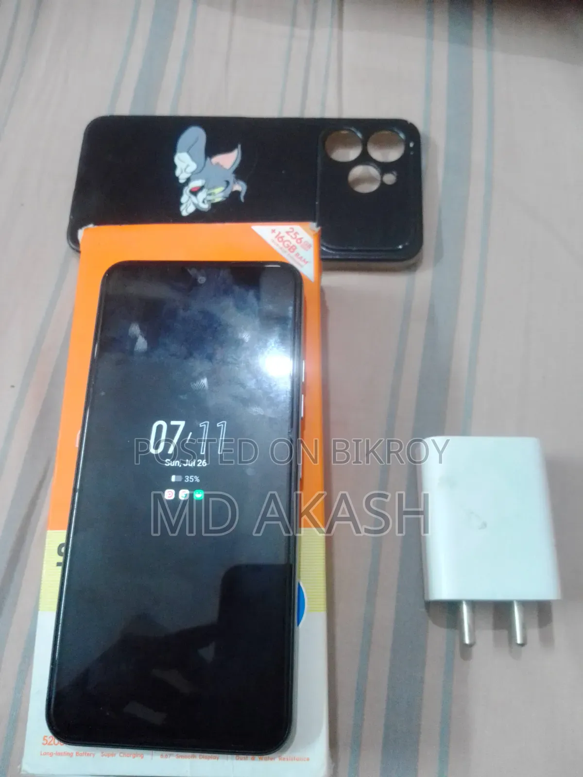 Tecno Spark 40 256 GB Silver