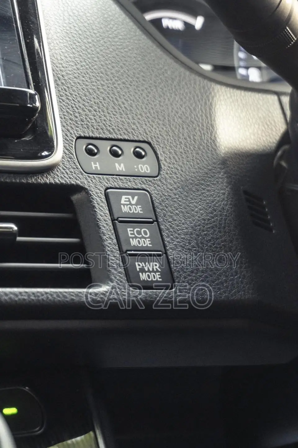 Toyota Esquire 1.8 Front Wheel Drive Hybrid 7 Seater 2021 Black