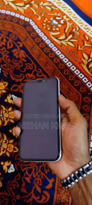 Apple iPhone XR 256 GB White