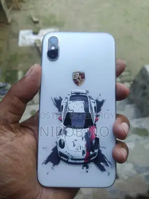 অ্যাপল আইফোন এক্সএস ৬৪ জিবি সাদা