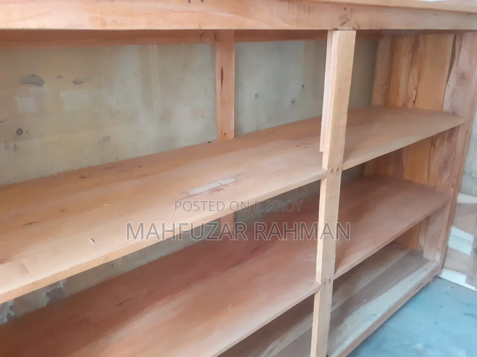 New Showcase for Sale