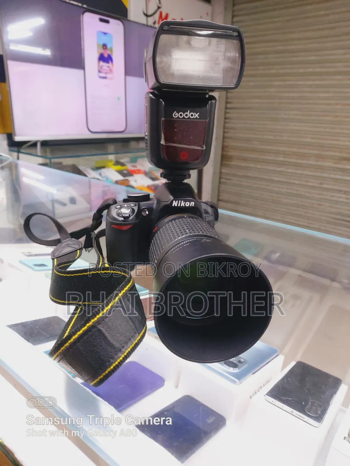 Nikon D3100 DSLR Camera