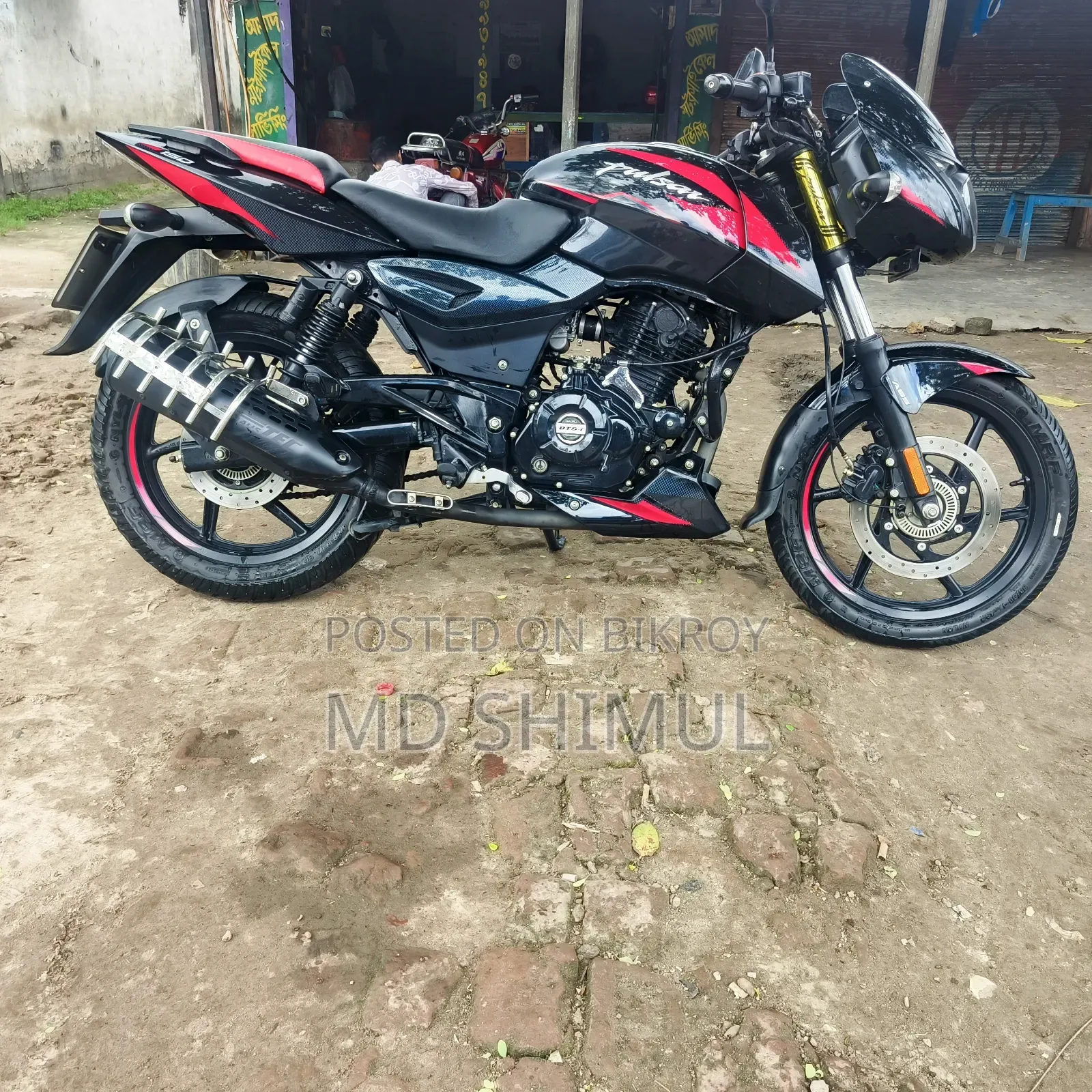 বাজাজ পালসার ১৫০ ২০২২ কালো