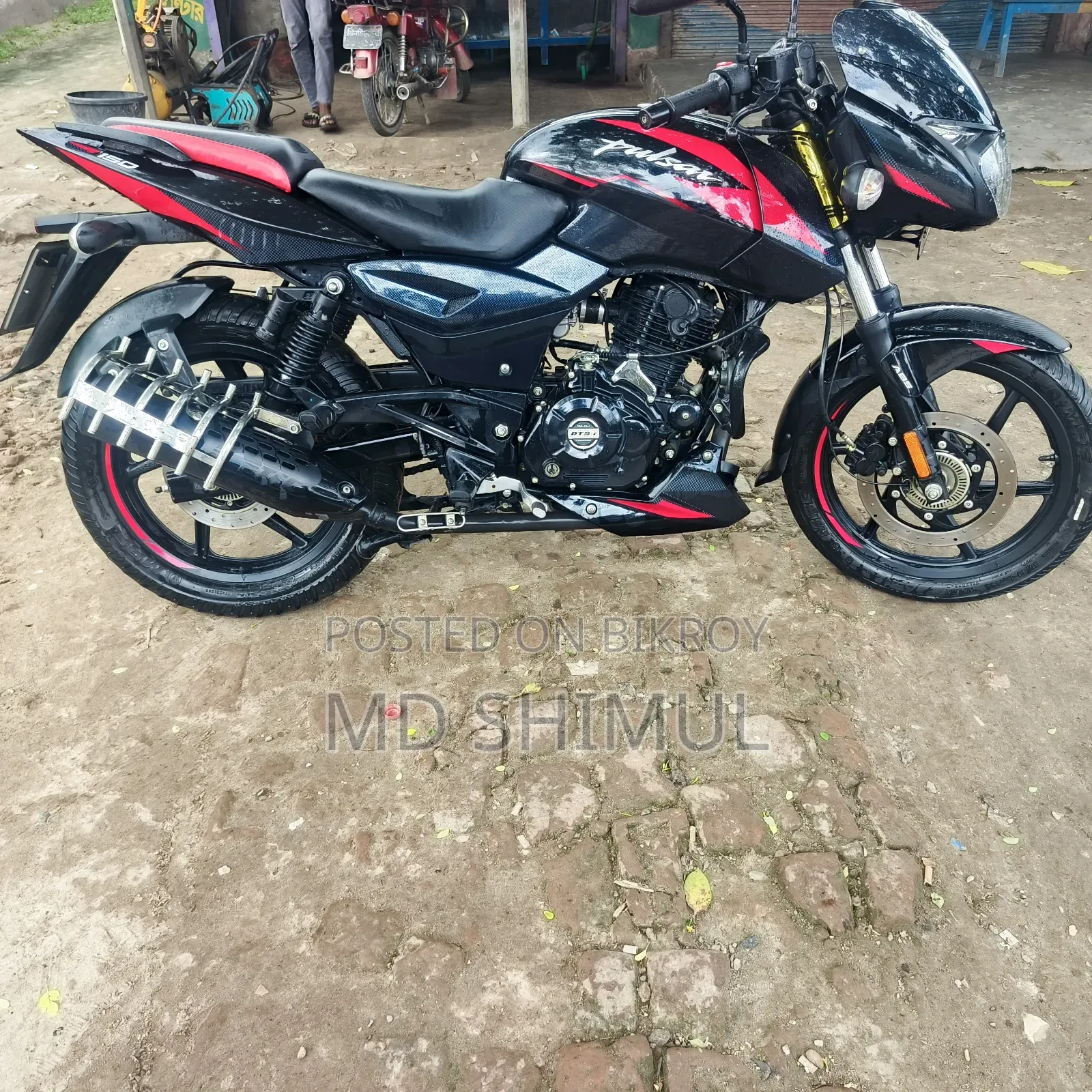 বাজাজ পালসার ১৫০ ২০২২ কালো