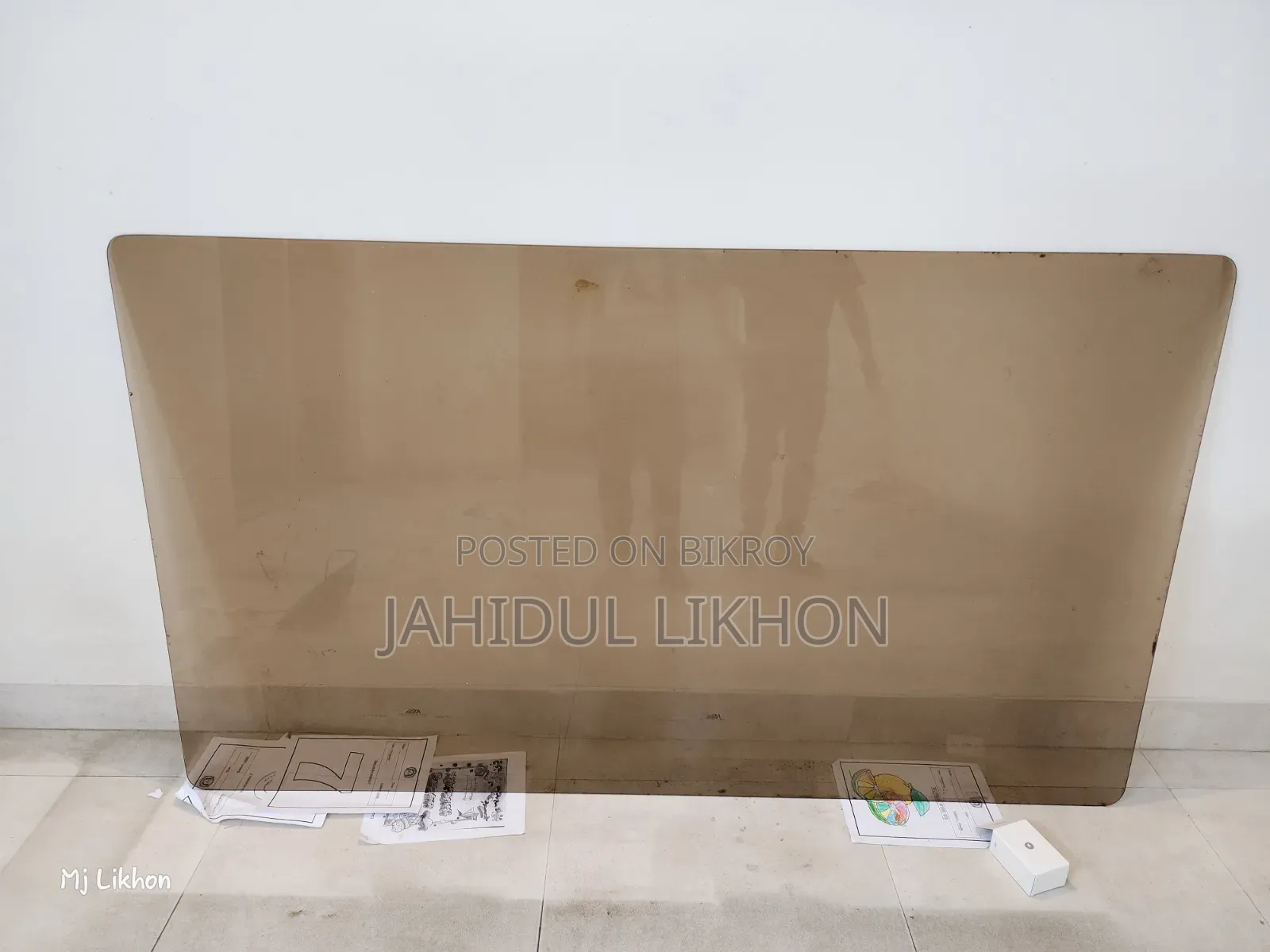 Urgently Sell Dining Table Glass 5ftx3ft/5mm Thickness Fresh Condition