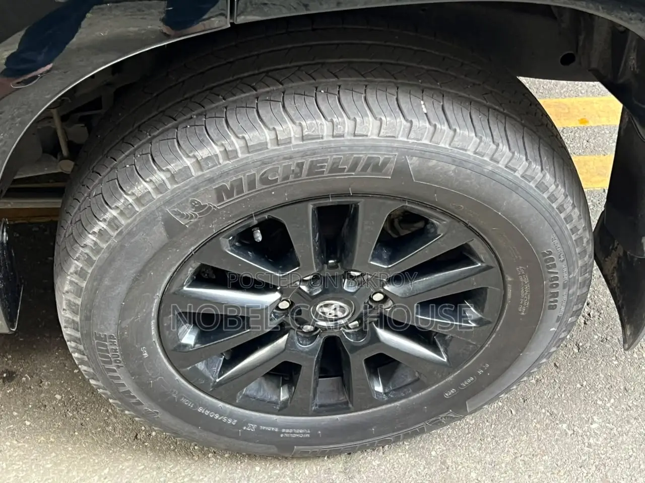 Toyota Land Cruiser 2022 Black