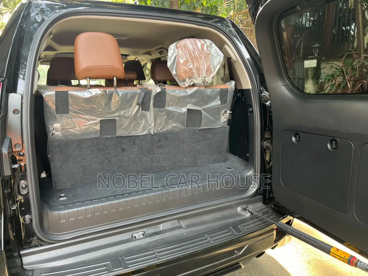 Toyota Land Cruiser 2022 Black