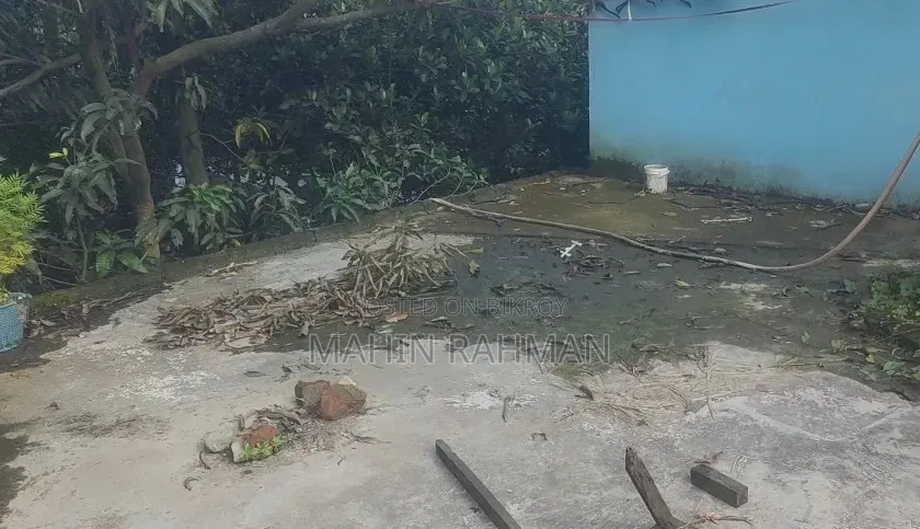 Furnished 2-Bedroom House in Moenartek, Uttara for sale