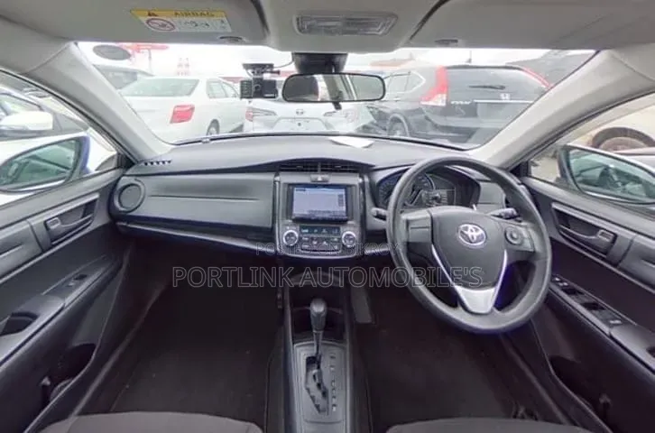 Toyota Axio 2021 White