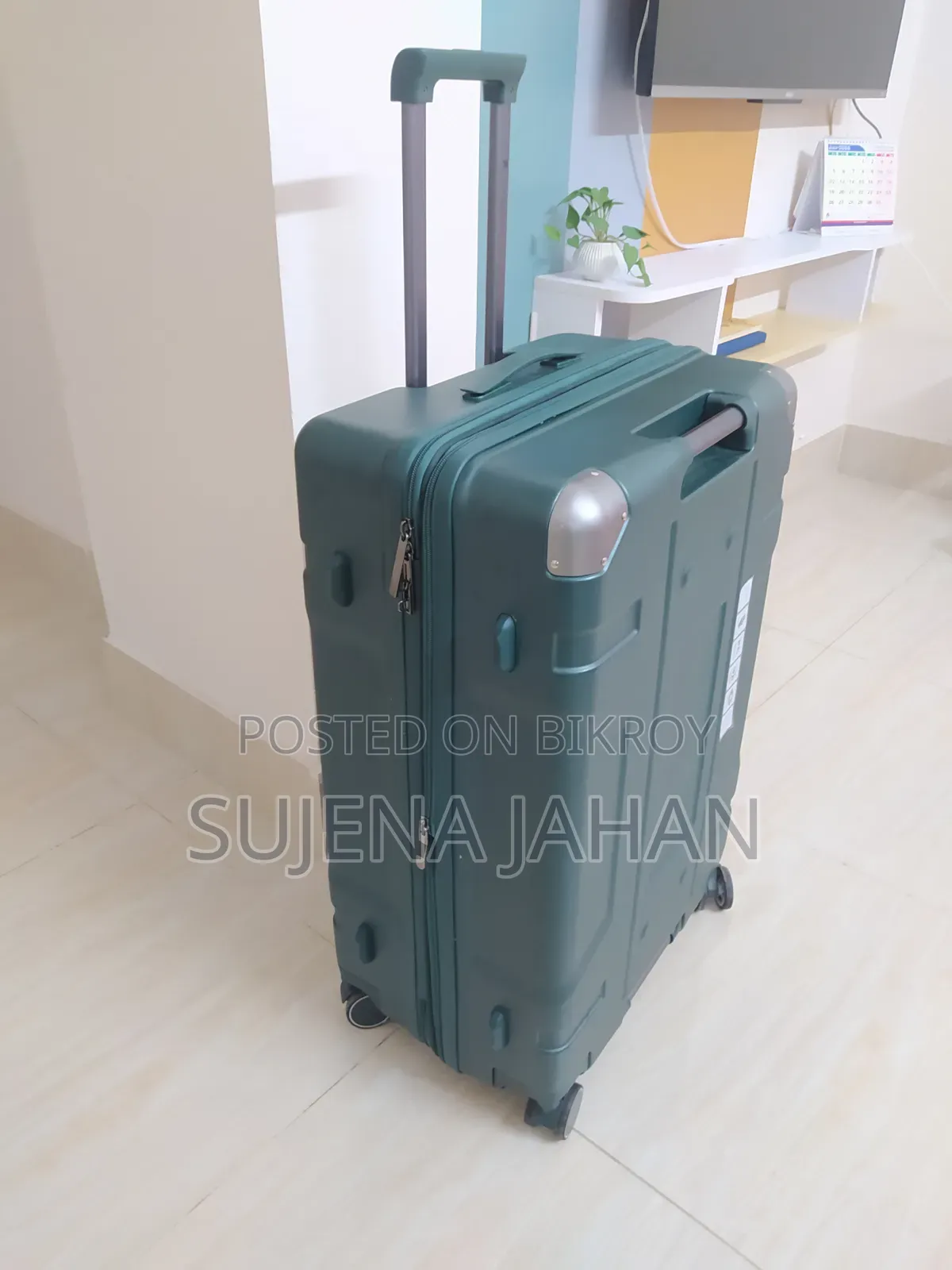 Travel Luggage for Sale [Full Fresh Condition ]