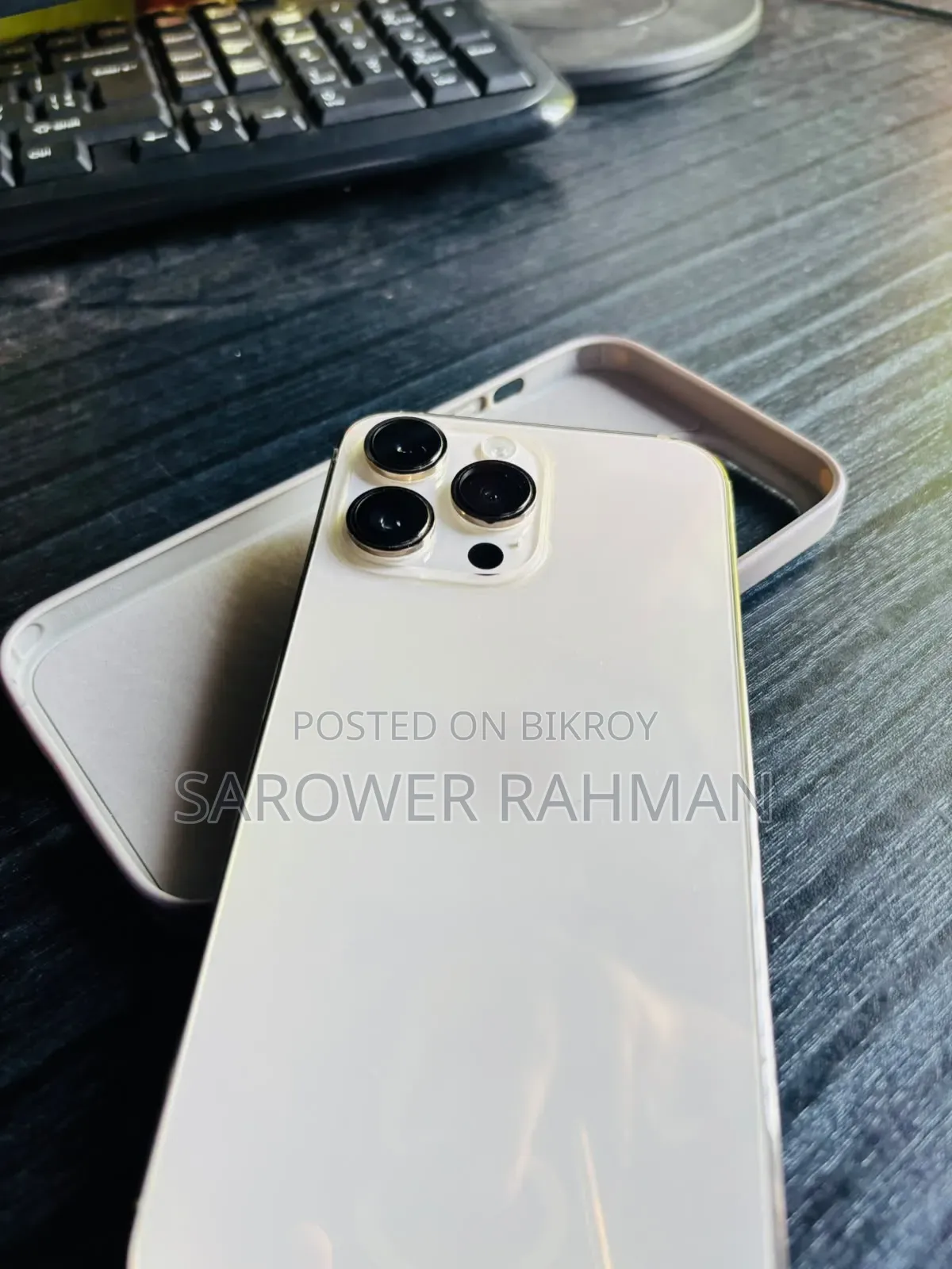 অ্যাপল আইফোন ১৪ প্রো ম্যাক্স ১২৮ জিবি গোল্ড