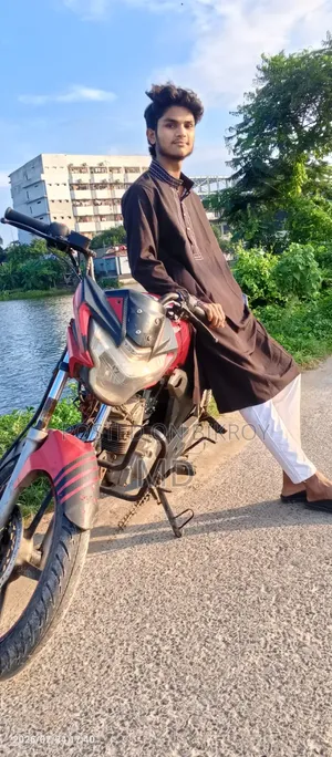 রানার বুলেট ১০০ ২০১৫ রেড