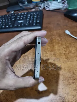 রিয়েলমি ১২ প্লাস ১২৮ জিবি গোল্ড