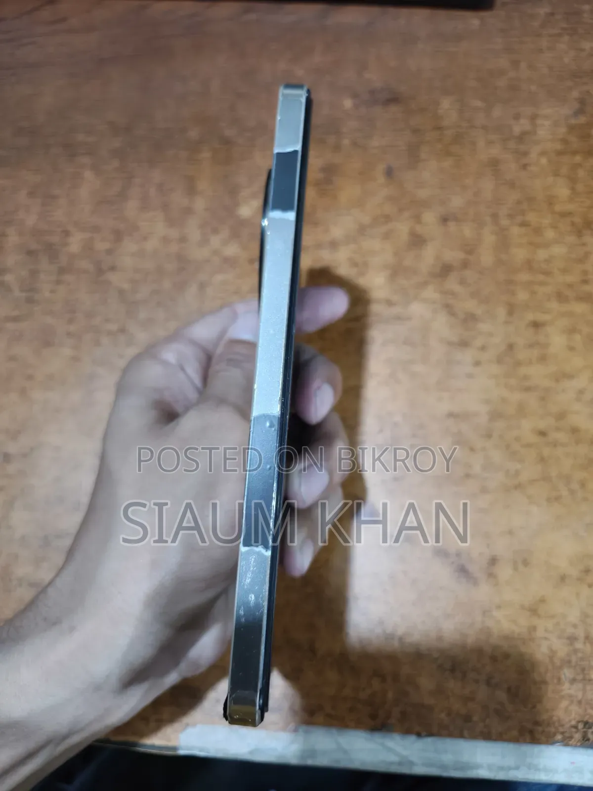 রিয়েলমি ১২ প্লাস ১২৮ জিবি গোল্ড