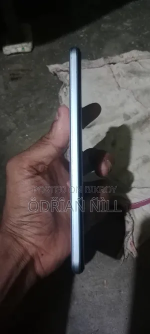 Vivo Y21 64 GB Blue