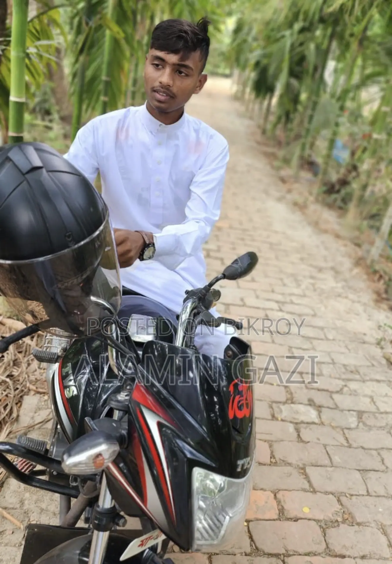TVS Metro Plus 2025 Black