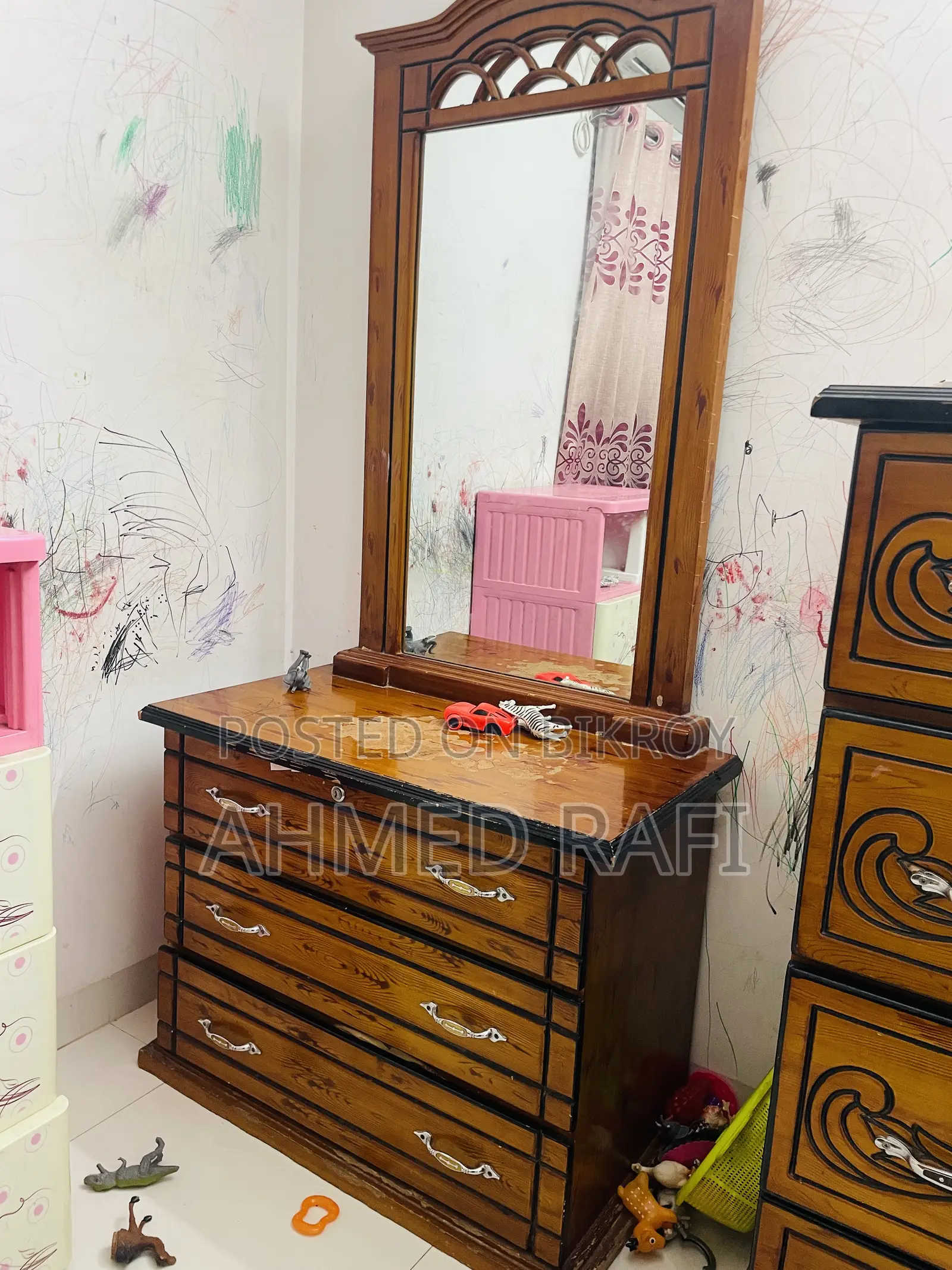 Dressing Table