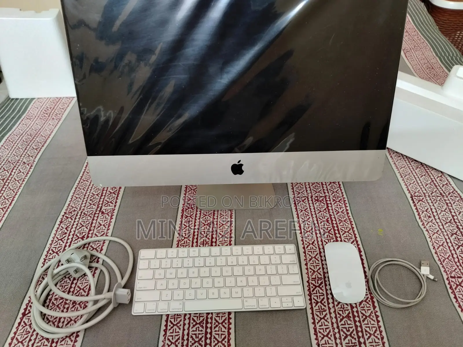 Desktop Computer Apple iMac 8GB Intel Core I5 SSD 256GB