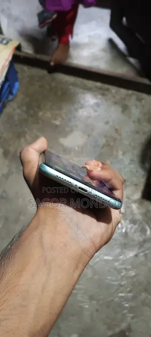 অ্যাপল আইফোন ১১ ১২৮ জিবি সবুজ