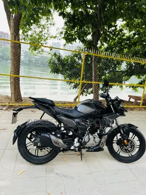 Hero Xtreme 125R 2025 Black