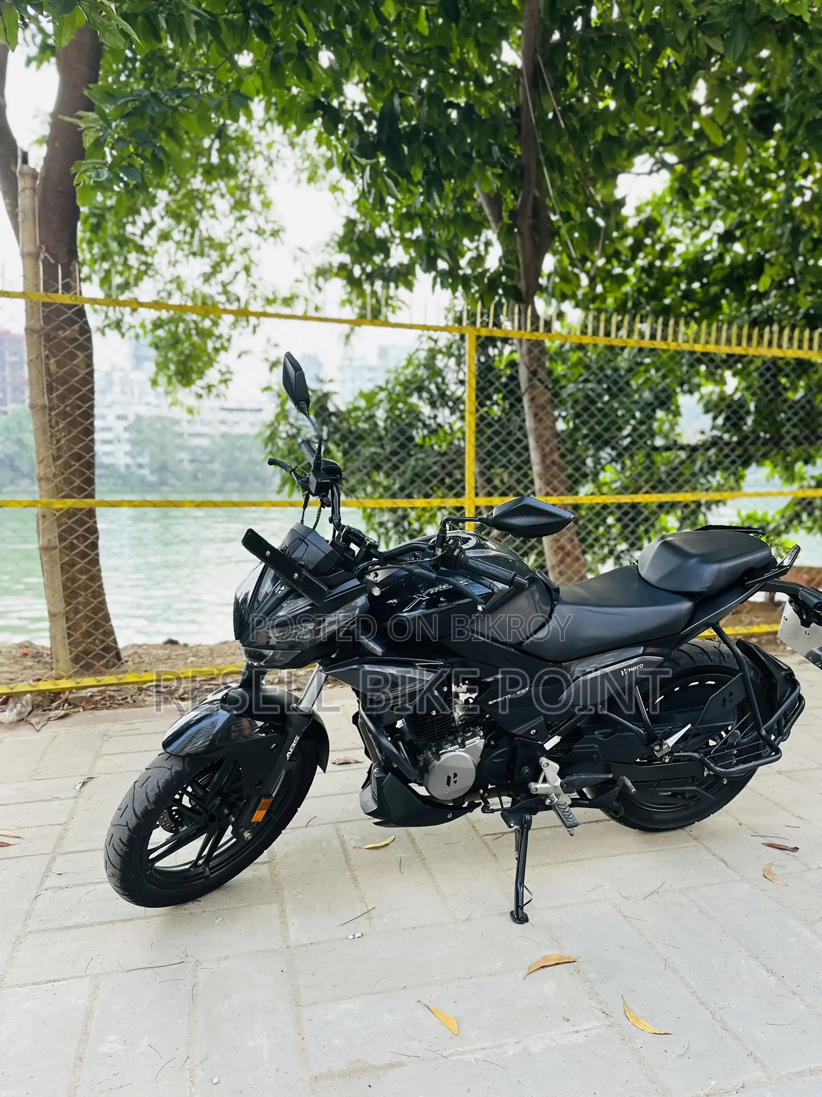 Hero Xtreme 125R 2025 Black