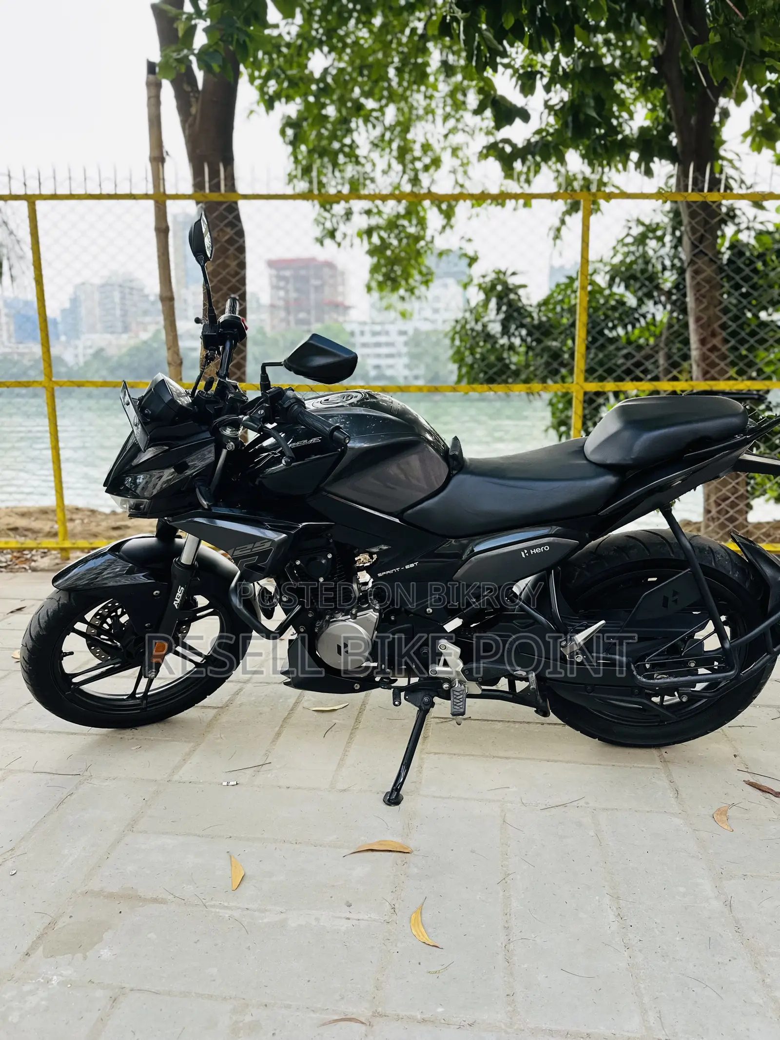 Hero Xtreme 125R 2025 Black
