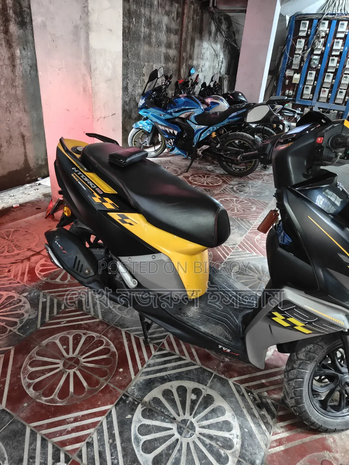 টিভিএস এনটর্ক ১২৫ ২০২২ ইয়েলো