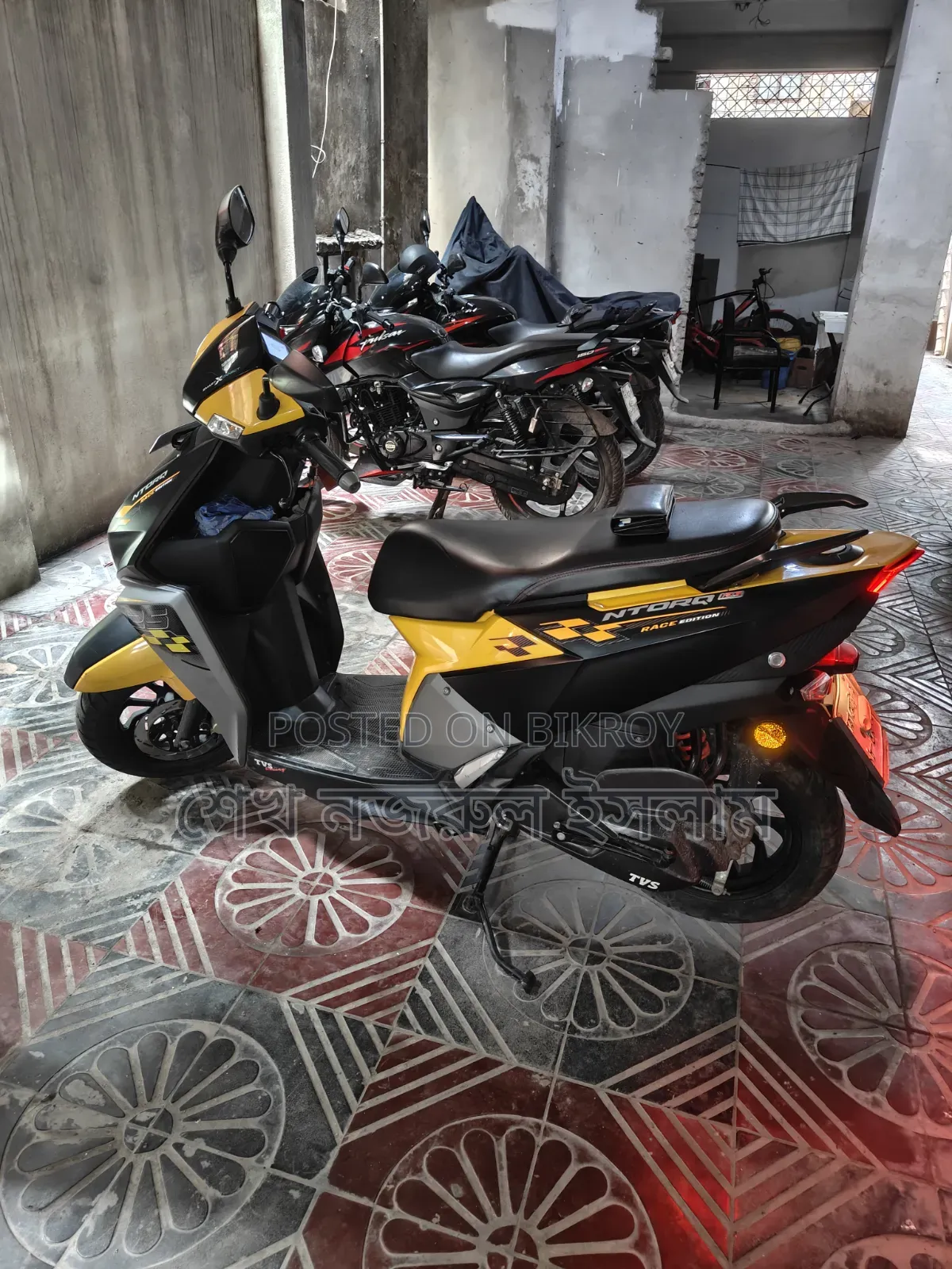 টিভিএস এনটর্ক ১২৫ ২০২২ ইয়েলো