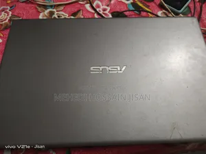 ল্যাপটপ আসুস ভিভুবুক ১৫ ওএলইডি ৮জিবি ইন্টেল কোর আই৩ এসএসডি ২৫৬জিবি
