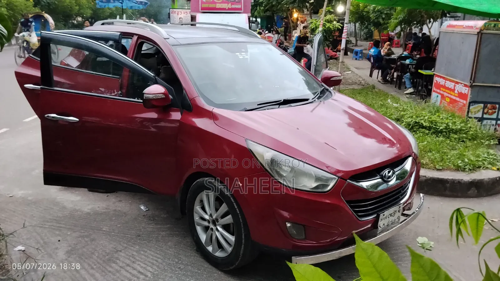 Hyundai Tucson 2011 Red