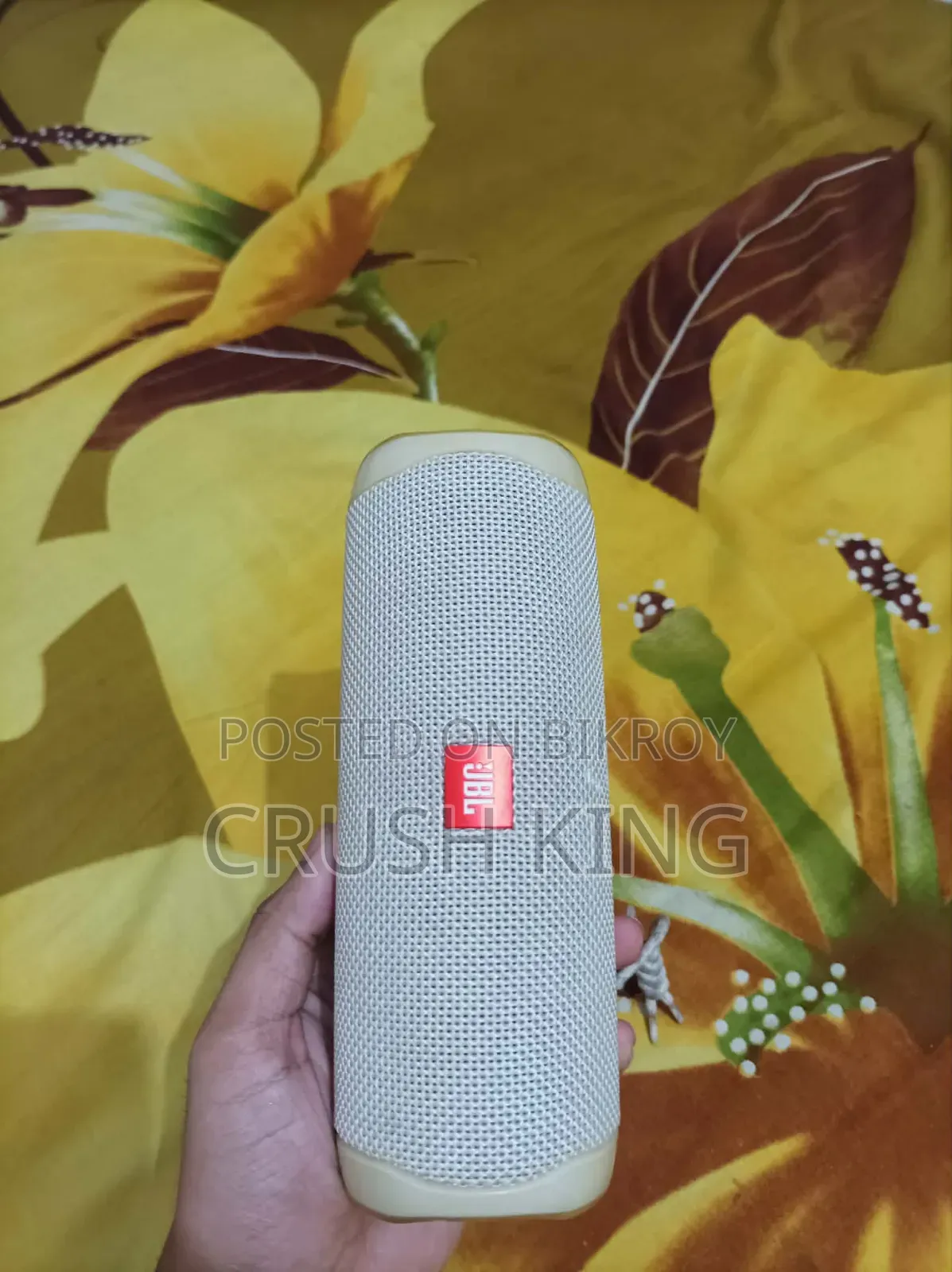JBL Flip 5 White Colour