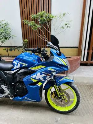 সুজুকি জিক্সার এসএফ ২০২০ নীল