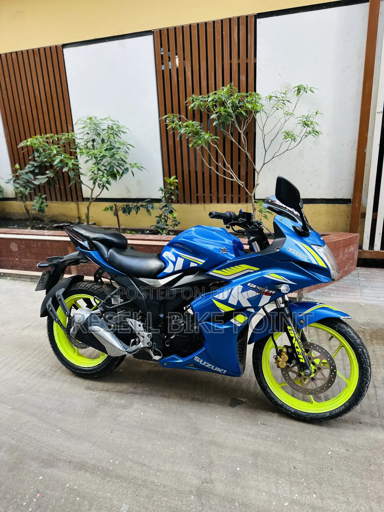 সুজুকি জিক্সার এসএফ ২০২০ নীল