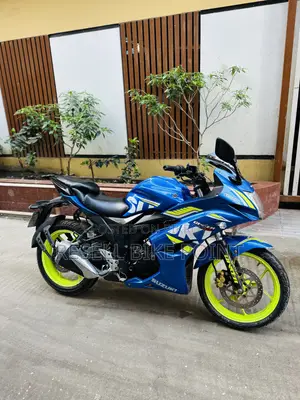 সুজুকি জিক্সার এসএফ ২০২০ নীল