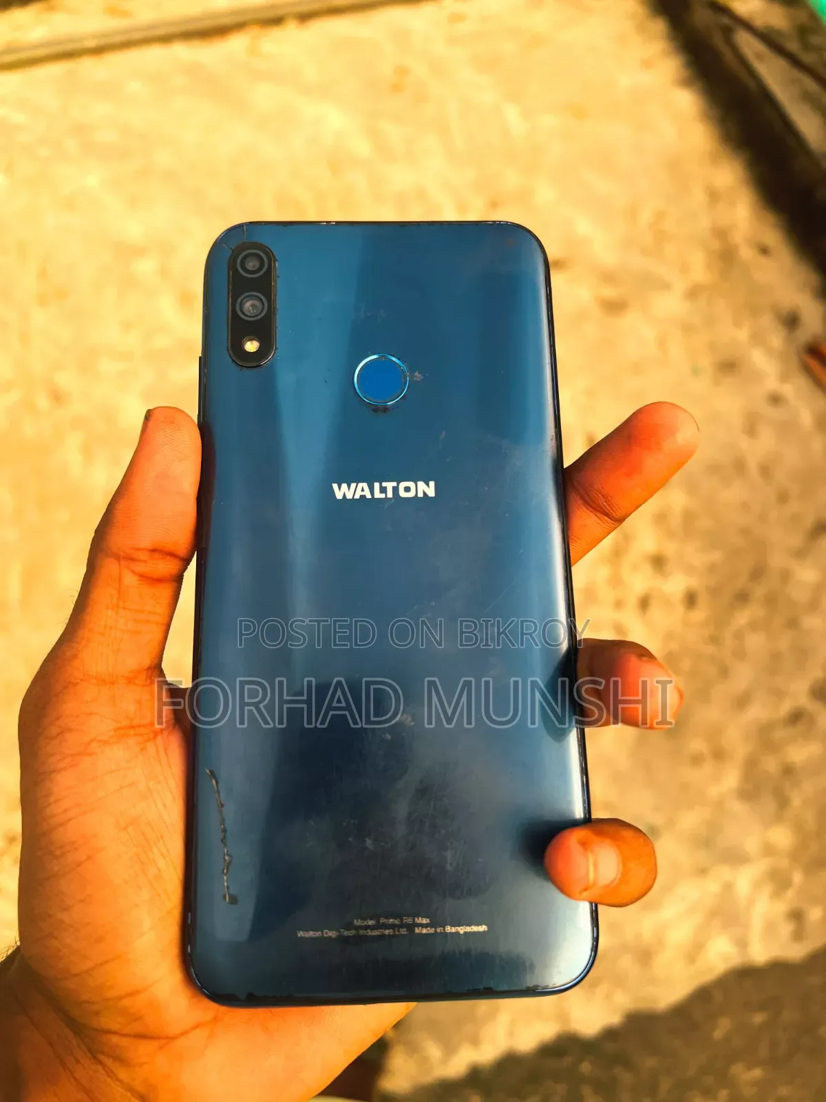 Walton 32 GB Blue